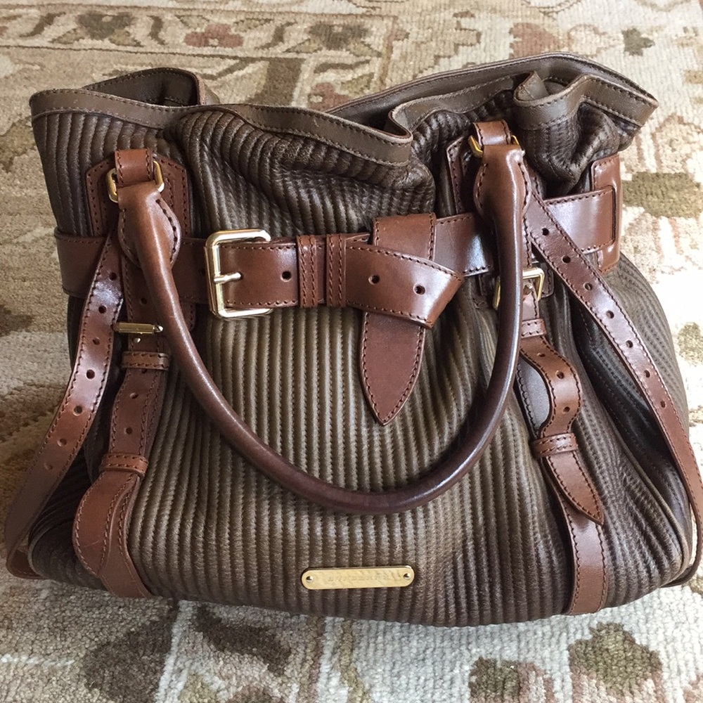 ❤️SOLD❤️Burberry Belted Ombré Tote Handbag